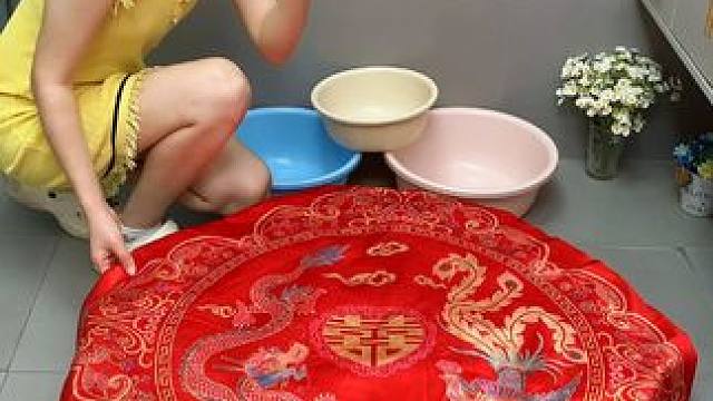 #兔耳脸盆架  可以收纳多个脸盆，家里的鞋刷都可以挂上去，还不占空间#免打孔  #小兔脸盆置物架