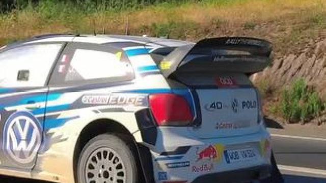 Polo赛车要是出现在公路上，可别小瞧它，就算超跑也未必能崩的过#wrc拉力赛