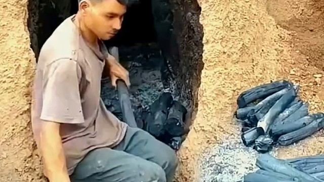 这就是碳窑出窑的时候