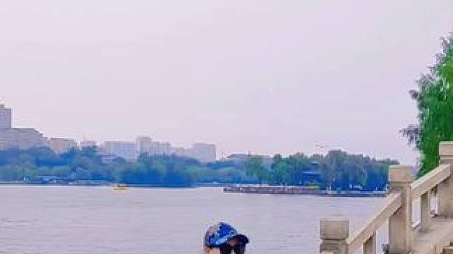 #我的旅行日记 #留下岁月的痕迹 #大明湖