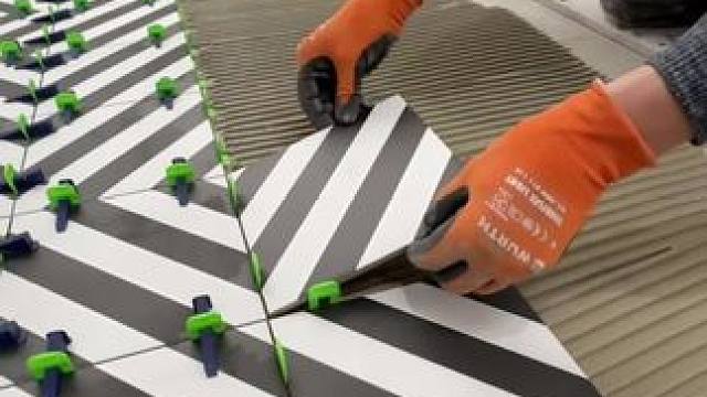 来自俄罗斯的地砖砌筑工艺！#施工工艺 #能工巧匠 #匠心制作