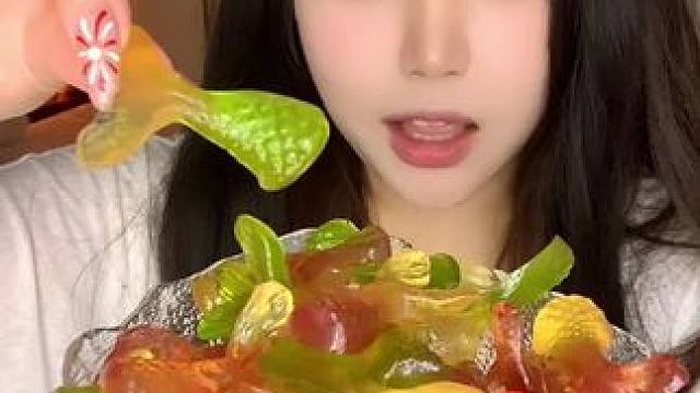 挖到几个小众糖果‼️绝了！有点惊艳啊‼️#好吃到停不下来 #零食推荐 #糖果 #零食测评