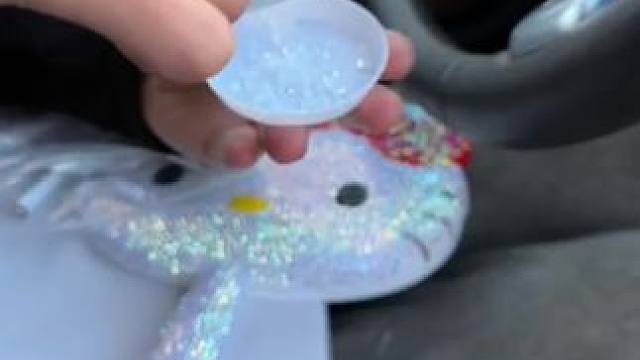 是谁还没有收到男朋友送hello kitty 贴钻的镜子呀~#hellokitty镜子 #hello