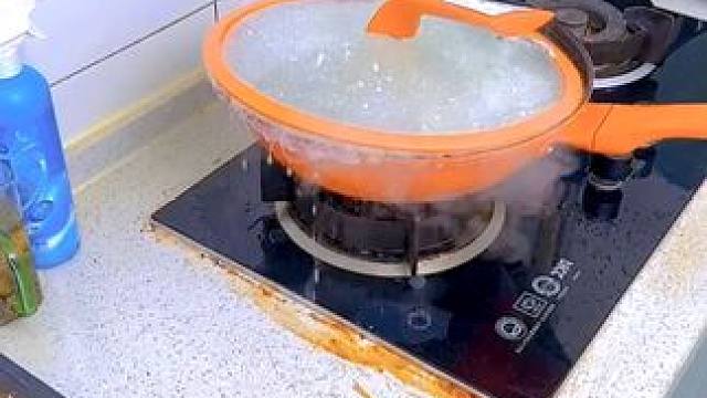 #好物分享 ；如果美缝剂时间久了会变色发黄，又不美观，可以试一下这款#防水防油  #实用好物  #厨