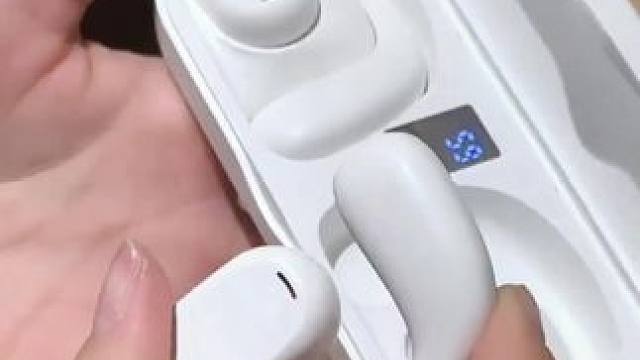 这款高颜值#无线蓝牙耳机 挂耳式超长待机久戴双耳不痛，高音质运动跑步游戏都不会掉#蓝牙耳机 #无线耳