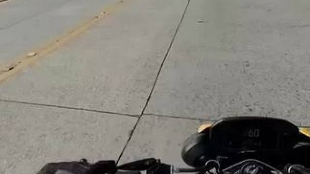 什么原因 分析一下#操作有风险请勿模仿 #机车