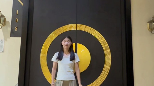 极具奢华的中式铜门