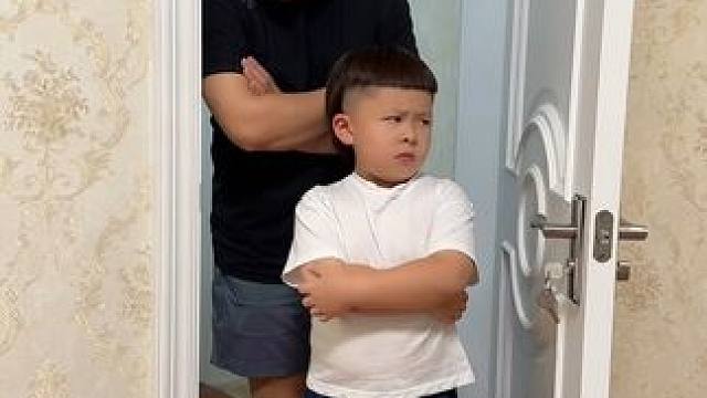 以为我儿子站起来了 没想到…