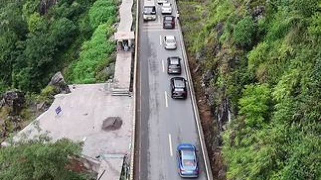 国庆假期，还有多少大军在来哀牢山的路上？#云南哀牢山仙境 #哀牢山到底有多凶险 #哀牢山 #有一种叫