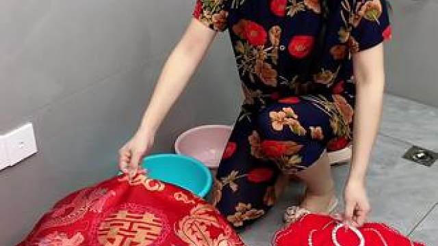 #兔耳脸盆架  可以收纳多个脸盆，家里的鞋刷都可以挂上去，还不占空间#免打孔  #小兔脸盆置物架