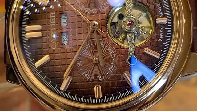 男人吃土也要入手的一款机械表