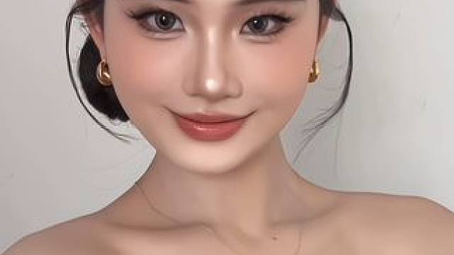 当方圆脸认真研究每一个妆容，就会得到各种风格的自己 #方圆脸妆容 #美妆模范生 #妆容分享 #亚裔妆