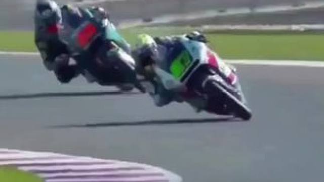 #motogp #滑胎过弯 #摩托车比赛 #压弯 #危险动作请勿模仿