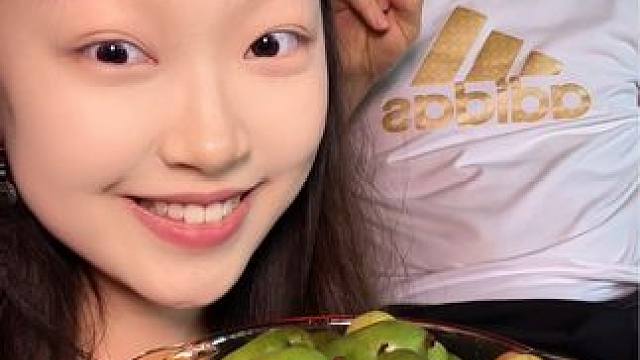 谁懂这个视频对吃货的杀伤力~