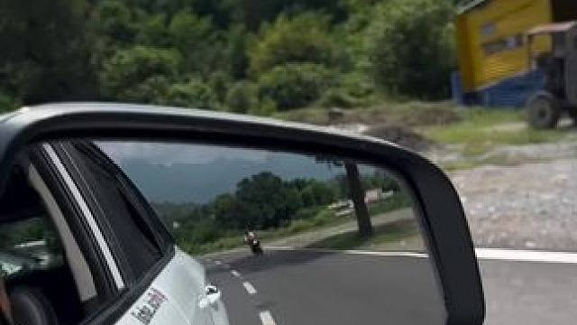 差点 精准打击#操作有风险请勿模仿 #机车