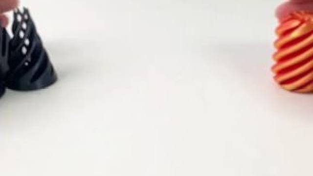 小学生：无聊，大学生：我嘞个豆，幻术！ #玩个很新的东西 #解压玩具