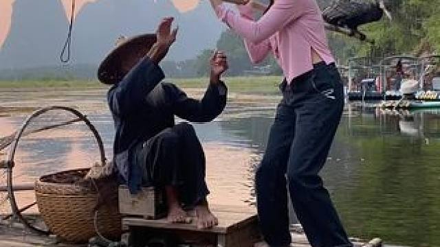 #山青水秀好风光游山逛水看风景 #这里是广西桂林 #漓江渔翁 #旅行推荐官