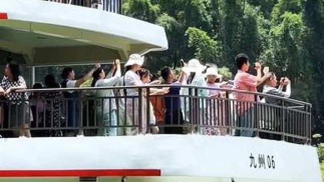 #这里是广西桂林 #山青水秀好风光游山逛水看风景 #治愈系风景 #旅行推荐官