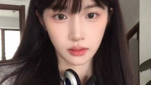 适合小长假结束后的卫衣早八妆 #早八妆容 #伪素颜妆容 #分享妆容