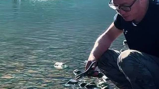 我的解压方式，就是去一个有山有水的地方，做自己喜欢吃的，拍拍照，看看风景#我的旅行日记 #户外露营