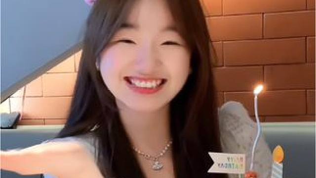 有你在的话  我会永远开心˶˃ ᵕ ˂˶ 