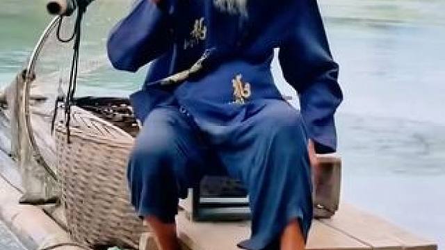 #山青水秀好风光游山逛水看风景 #就想在桂林看山山水水 #漓江渔翁 #旅行推荐官