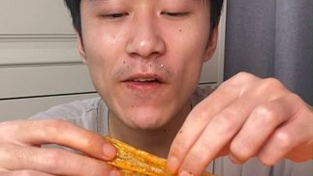 #零食推荐 这个旋风豆卷撕着吃真的是太好吃了！#好吃到停不下来 #无辣不欢 #追剧小零食