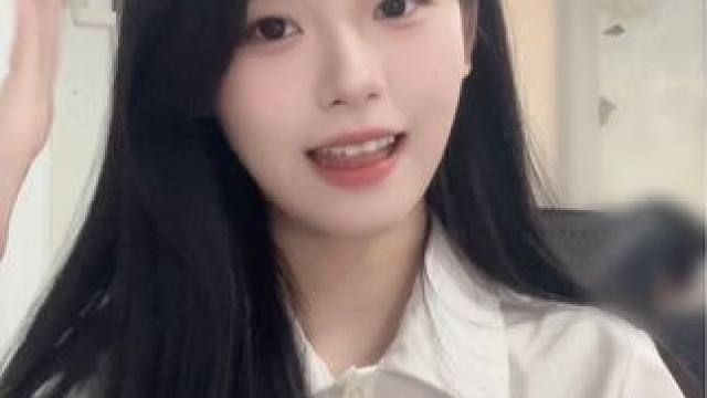 上课打瞌睡一天了#甜妹 #女大学生 #手势舞