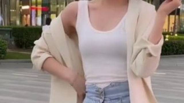 #笑容最治愈的女孩 #车展模特 #甜美女孩 #模特美女