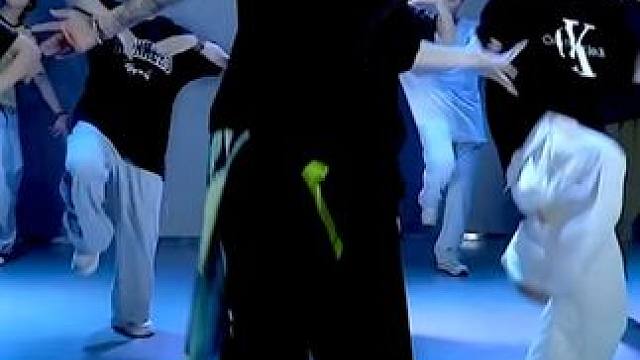 #像你这样的朋友 你们都是我的好朋友#hiphop #雪灵编舞 #今天很嘻嘻