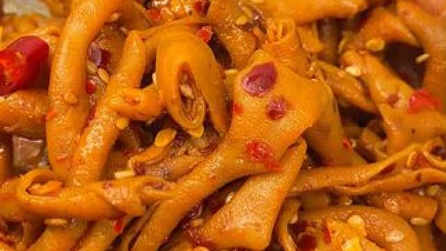 一口下去QQ弹弹，卤的特别入味，香香辣辣的真的太上头了#妈呀太香了 #无辣不欢 #好吃到停不下来