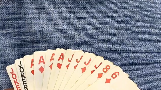 哎呀差一点点了，就只剩一张牌了