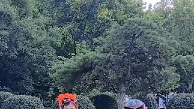 #老年生活欢乐多 #老有所乐 #轻松愉悦的音乐，伴随着扭秧歌的舞步，让人们感受到生活的美好。