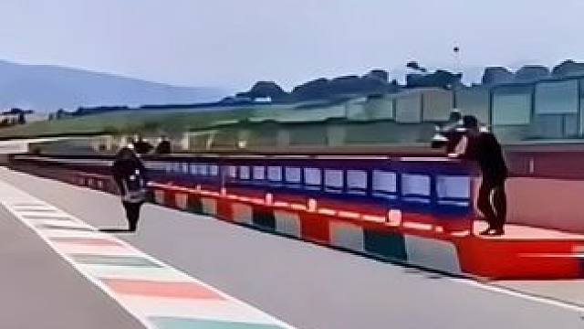 #motogp #压弯 #滑胎过弯 #大神控车 #危险动作请勿模仿