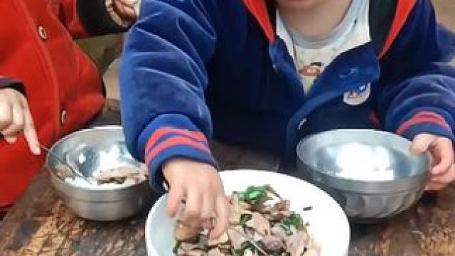 今天给孩子们炒小炒肉吃。#记录真实生活