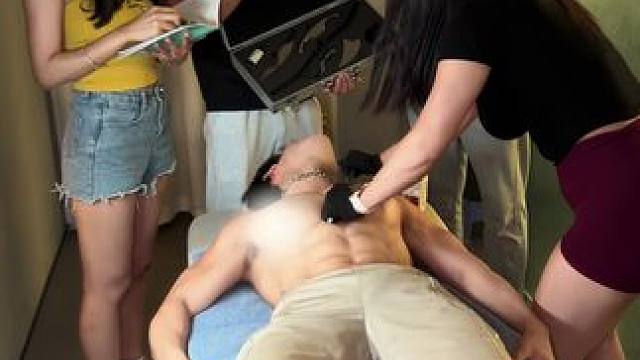 刮完之后肌肉真的松解多了 训练也更有状态 练后的放松真的很重要！！！#宽肩窄腰 #筋膜放松 #健身 