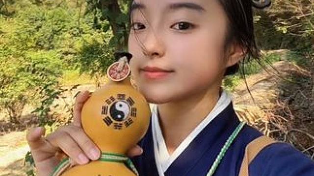 你猜葫芦里装的是什么#道系青年 #问道武当