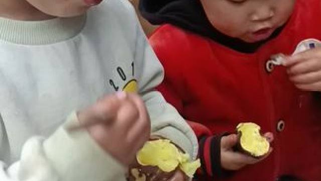 给孩子烤了烤红薯。#记录真实生活