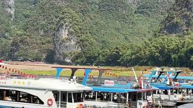 #山青水秀好风光游山逛水看风景 #游山玩水释放心情 #就想在桂林看山山水水