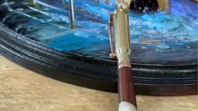 一起来做一支精致手做笔杆吧#dou上热门 #专业的事情交给专业人去做 #是时候展现真正的技术了 #非