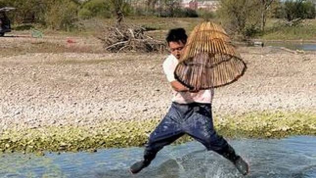 #户外捕鱼 #好大一条鱼