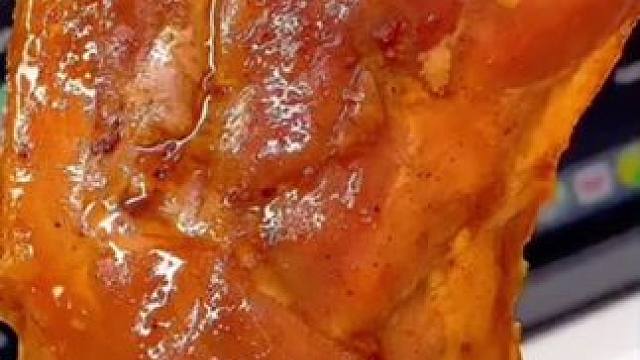 乡巴佬大鸭腿#好吃不贵经济实惠 #卤味熟食 #地方特色美食 #开袋即食