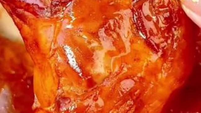 乡巴佬大鸭腿#好吃不贵经济实惠 #地方特色美食 #鸭货美食 #卤味熟食 #开袋即食