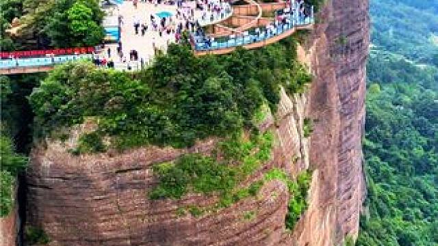 剑门天下险（43）#悬崖峭壁上的风景 #登高望远放飞心情 #一帧中国·大美广元 #山顶的风景你值得一