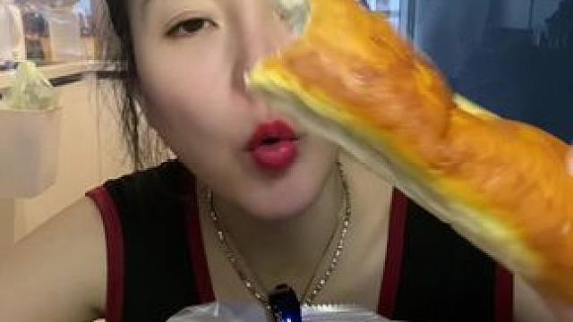 #哪些美食可以拯救没有食欲的日子 #谁懂这个视频对吃货的杀伤力 #从来没吃过这么好吃的东西 #晒美食