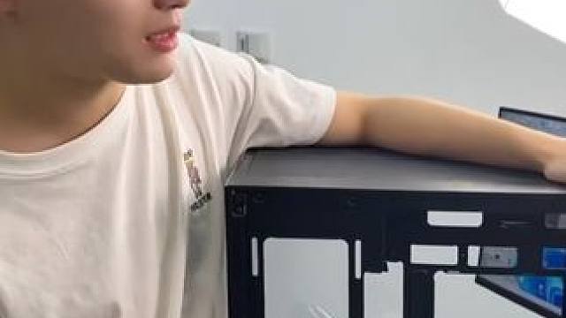 雅浚新款机箱LYRA6 在咱家搭配整机 这个机箱入了 颜值超高 价格给力，新款雅浚LYRA6的无立柱