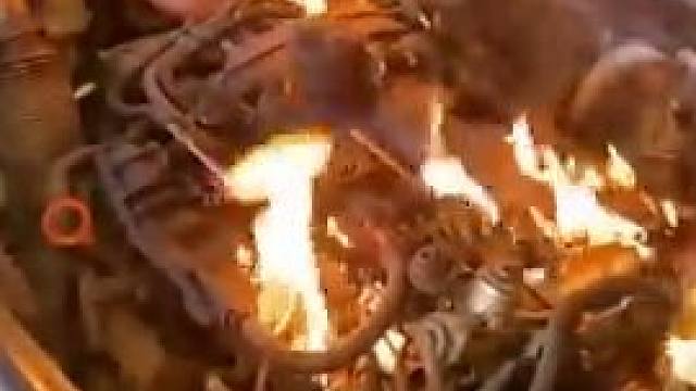 转载国外博主的修车搞笑视频第二十集#热门 #修车搞笑段子 #搞笑合集 #修车日常 #国外生活