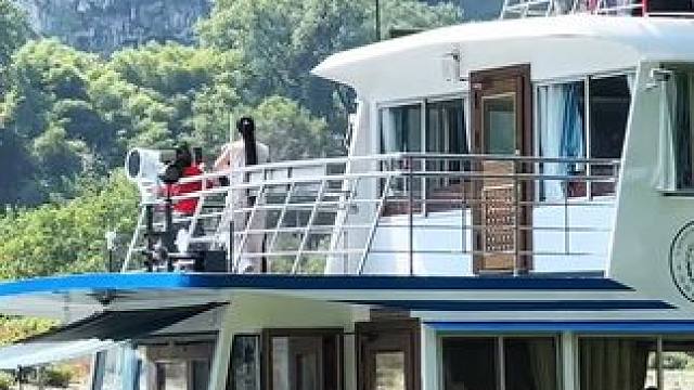 #山青水秀好风光游山逛水看风景 #就想在桂林看山山水水 #游山玩水释放心情 #旅行推荐官