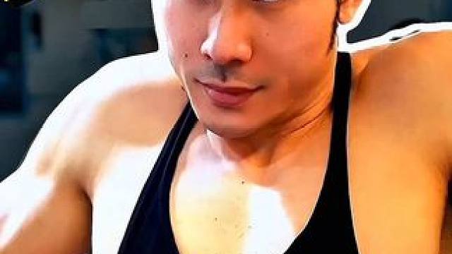 如何学会沉肩？改善高耸的斜方肌！健身新手必学沉肩控制！可以在训练前作为热身的一部分，也可以进行单独训