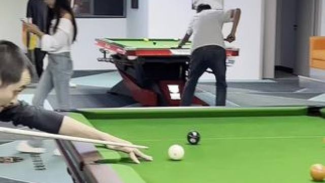 打台球 #台球  #台球技巧 #枪炮玫瑰台球俱乐部